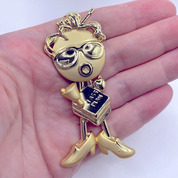 Vintage Signed AJC Teacher Brooch Articulated Wobble Head Gold Tone - Picture 3 of 8